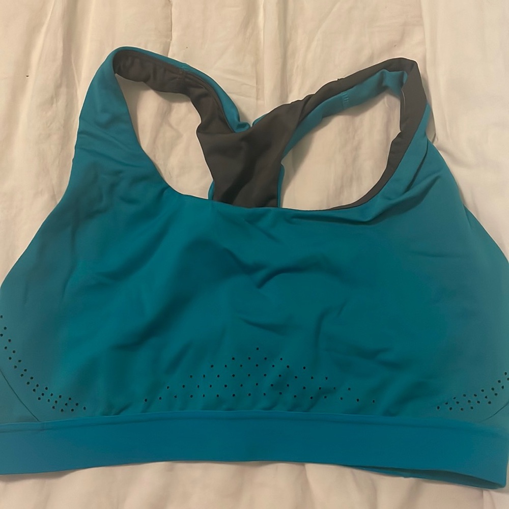 Champion sports bra size XXL